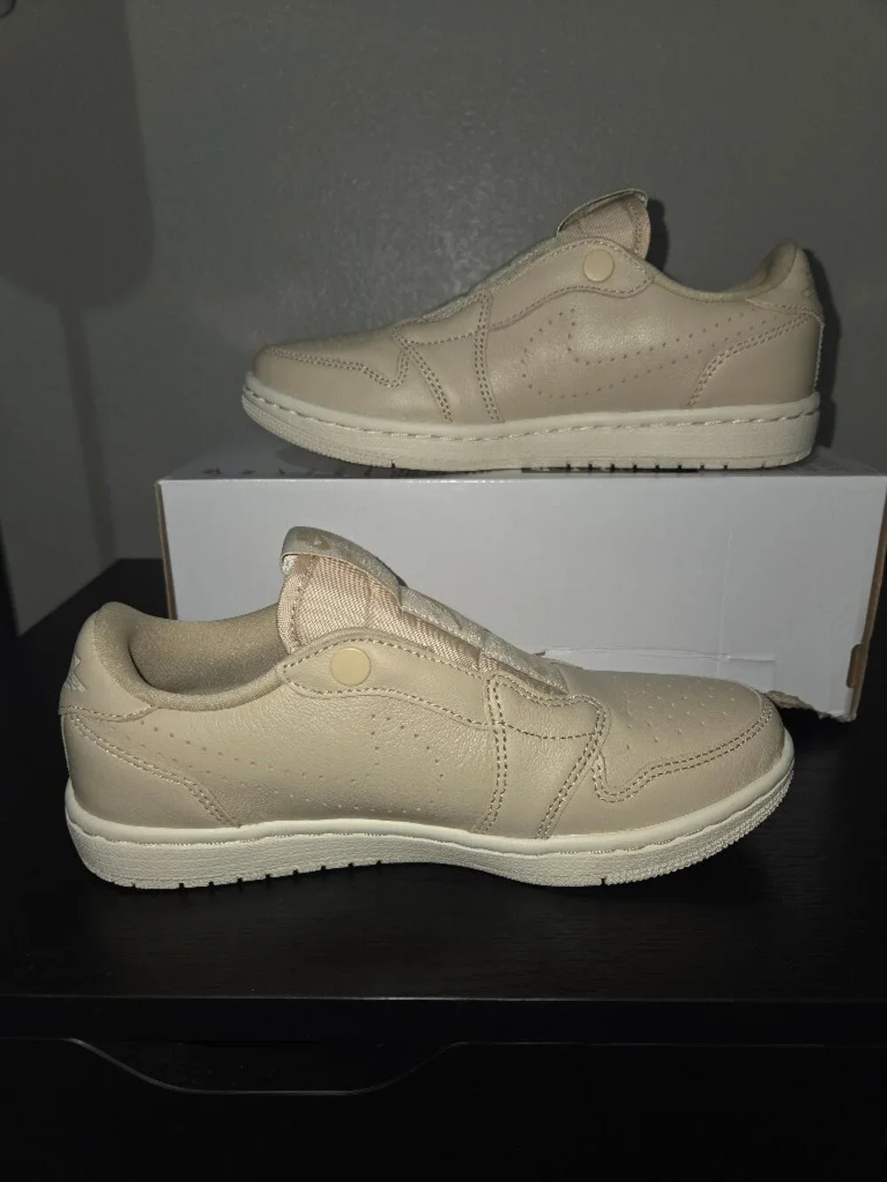 Air Jordan 1 Retro Low Slip Desert Ore Light Cream Women's 6